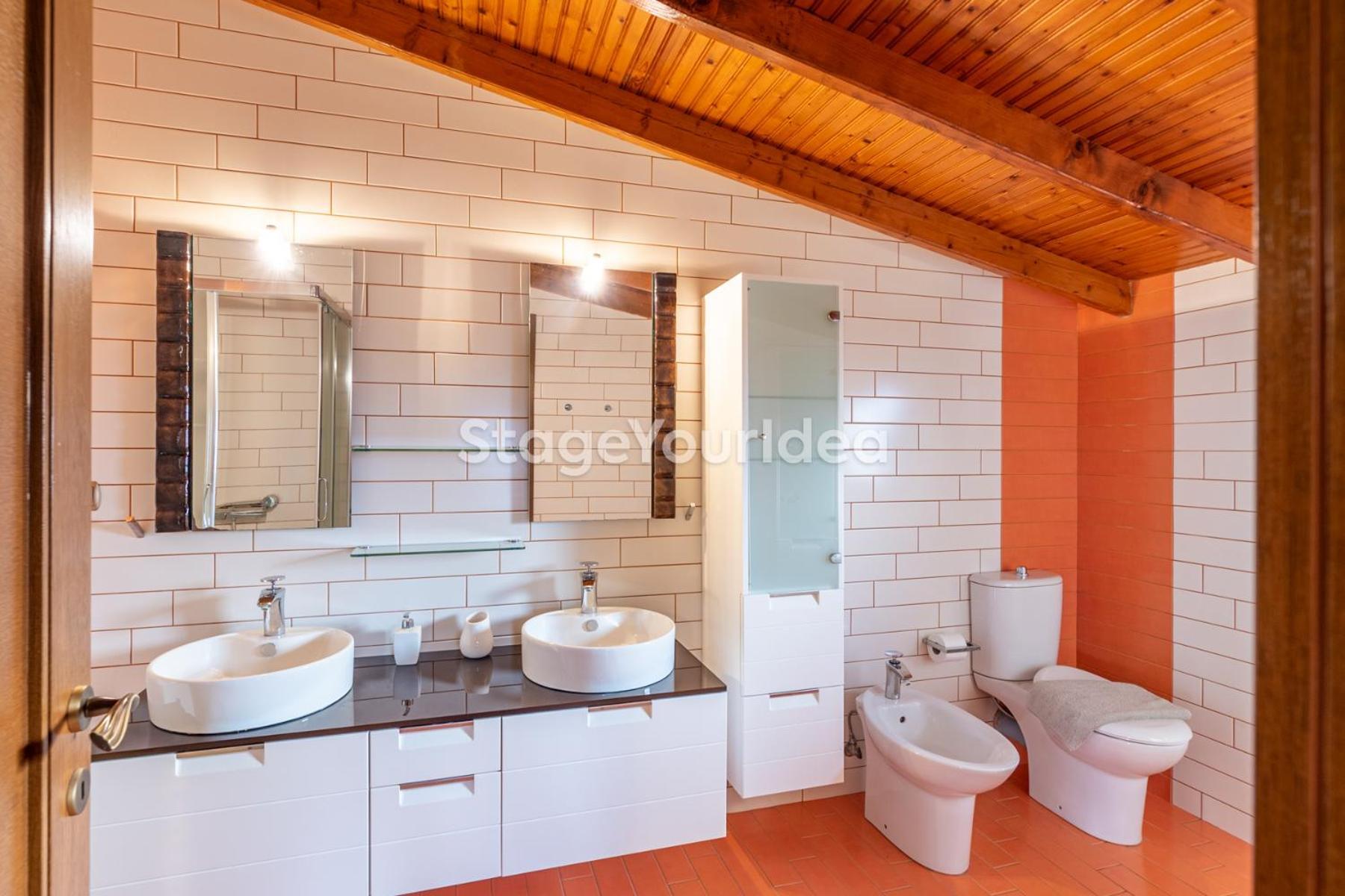 Luxury Appartment, Only 7 Minutes From Thessaloniki Airport And 15 Minutes From City Center ,For 8-23 People Also For Gatherings And Parties Neon Rysion Exterior photo
